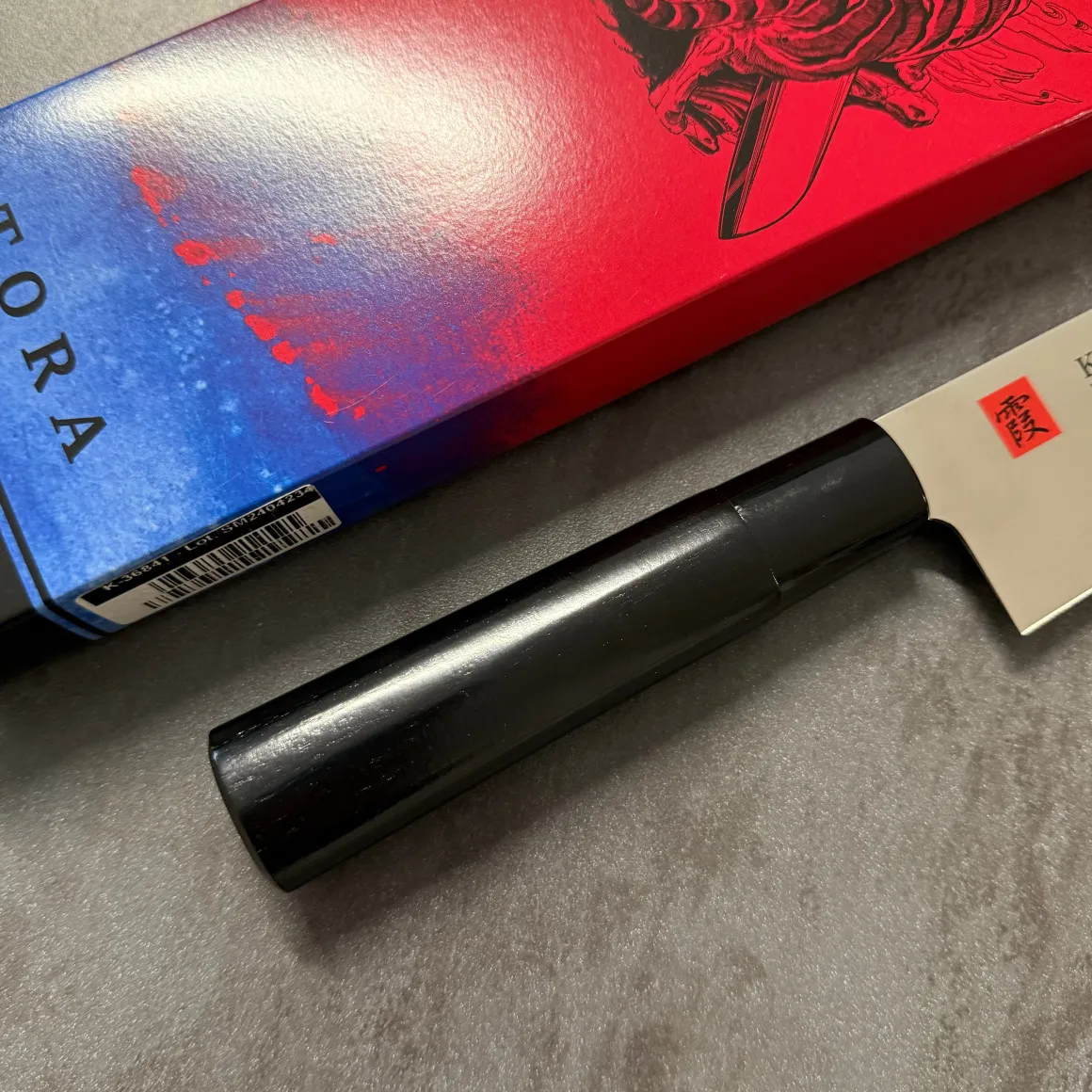 coltello_kasumi_tora__san_2.webp Coltello Kasumi Tora - Santoku 16,5 Cm