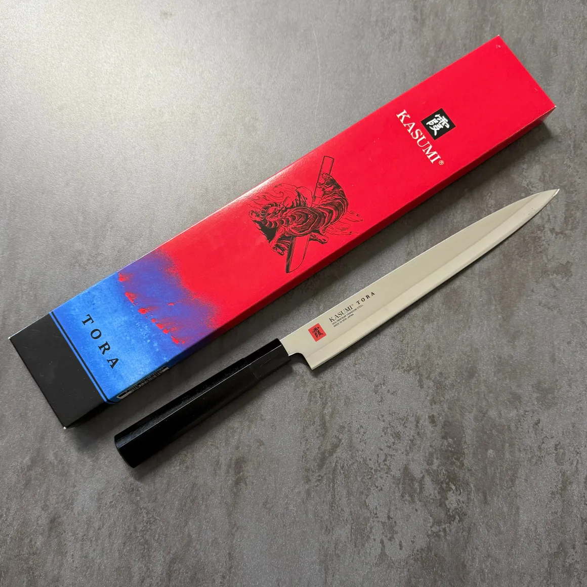 coltello_kasumi_tora__yan_0.webp Coltello Kasumi Tora - Yanagiba 27Cm