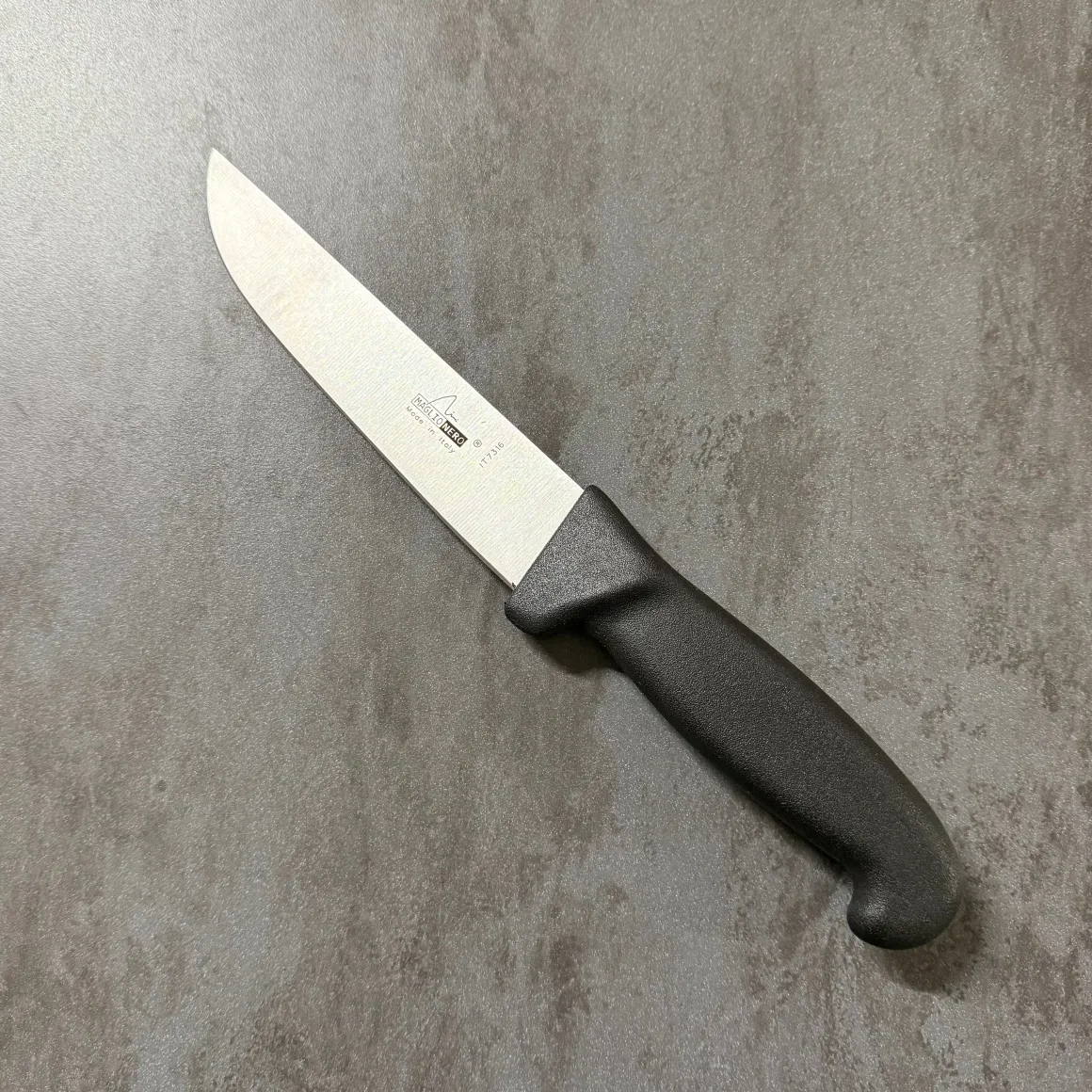 coltello_macelleria_franc_0-1.webp COLTELLO MACELLERIA FRANCESE STRETTO 16CM - MAGLIONERO -