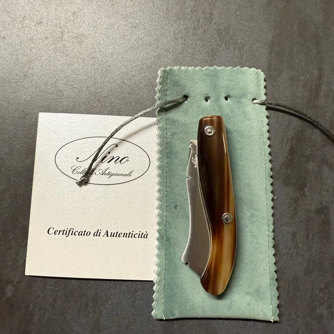 coltello_regionale__mozze_0-1.webp COLTELLO REGIONALE - MOZZETTA DI GUARDIAGRELE - 17CM - NINO NISTA