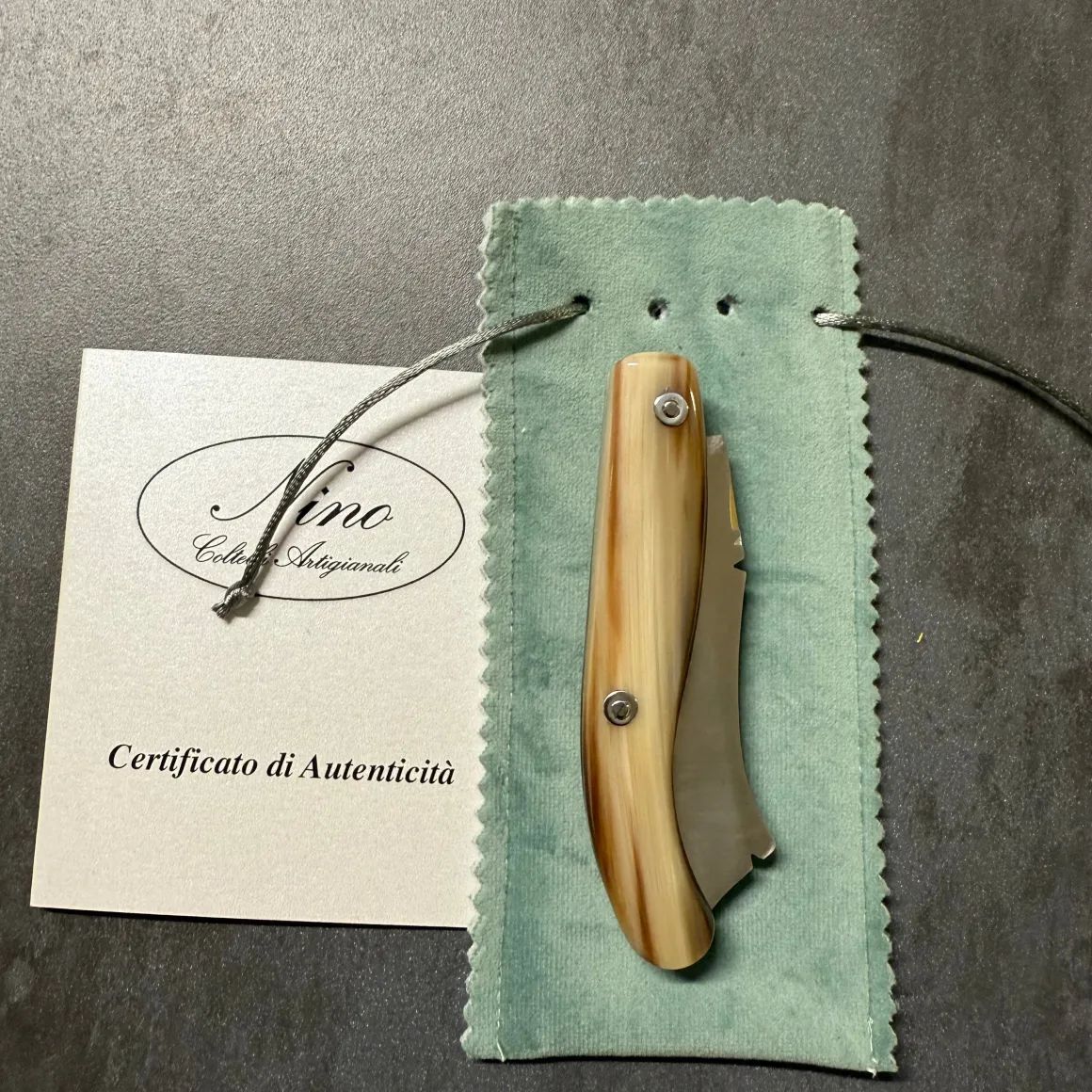 coltello_regionale__mozze_1-1.webp COLTELLO REGIONALE - MOZZETTA DI GUARDIAGRELE - 17CM - NINO NISTA