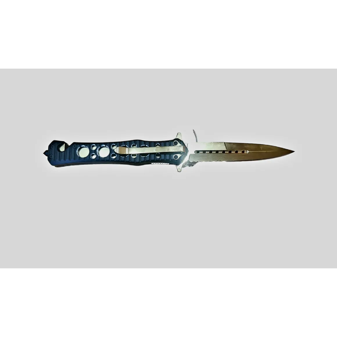 coltello_richiudibile__th_1-7.webp COLTELLO RICHIUDIBILE - THIRD GOLD - STILETTO