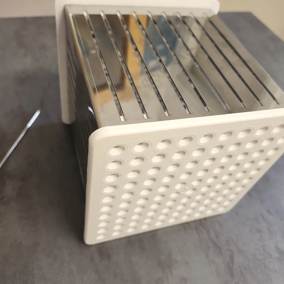 cubo_per__arrosticini__in_2.webp Cubo per 100 Arrosticini - in acciaio Inox