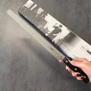 MAGLIONERO - COLTELLO SALMONE ALVEOLATO LINEA ISIDE - 30CM POM