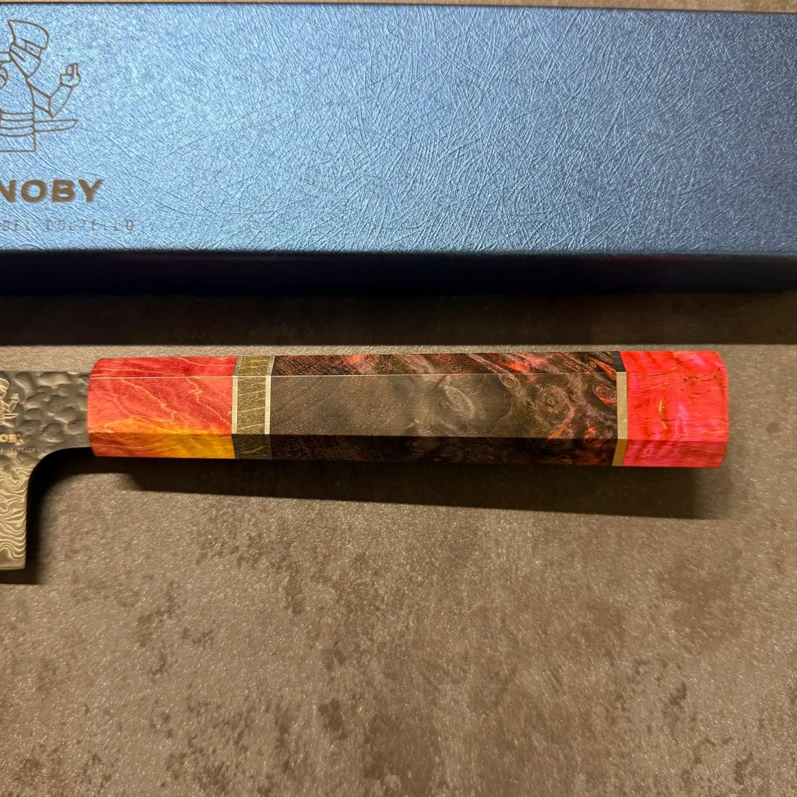 shynoby_hammered_pro__san_2-2.webp Shynoby Hammered Pro - Santoku 18,5cm