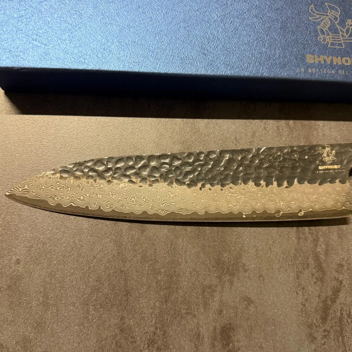 shynoby_hammered_pro__tri_1-2.webp Shynoby Hammered Pro - Trinciante 22cm