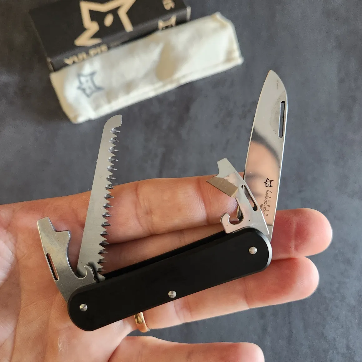 vulpis_fxvps_bk_2.webp VULPIS FX-VP130-S4 BK